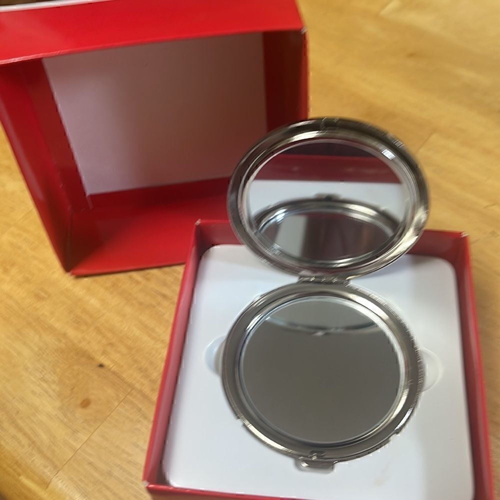 Liz Claiborne Compact Mirror   - Picture 2 of 3